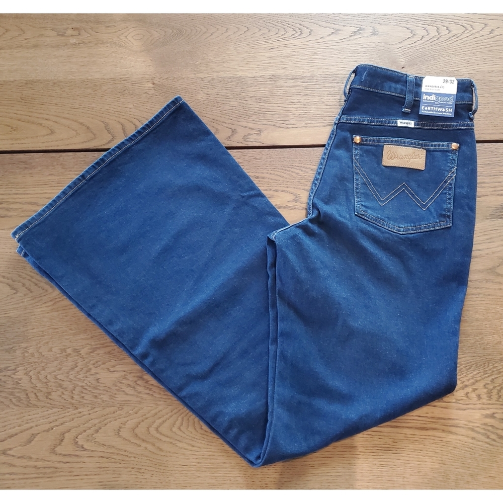 Wrangler Wanderer 622 High Rise Flare